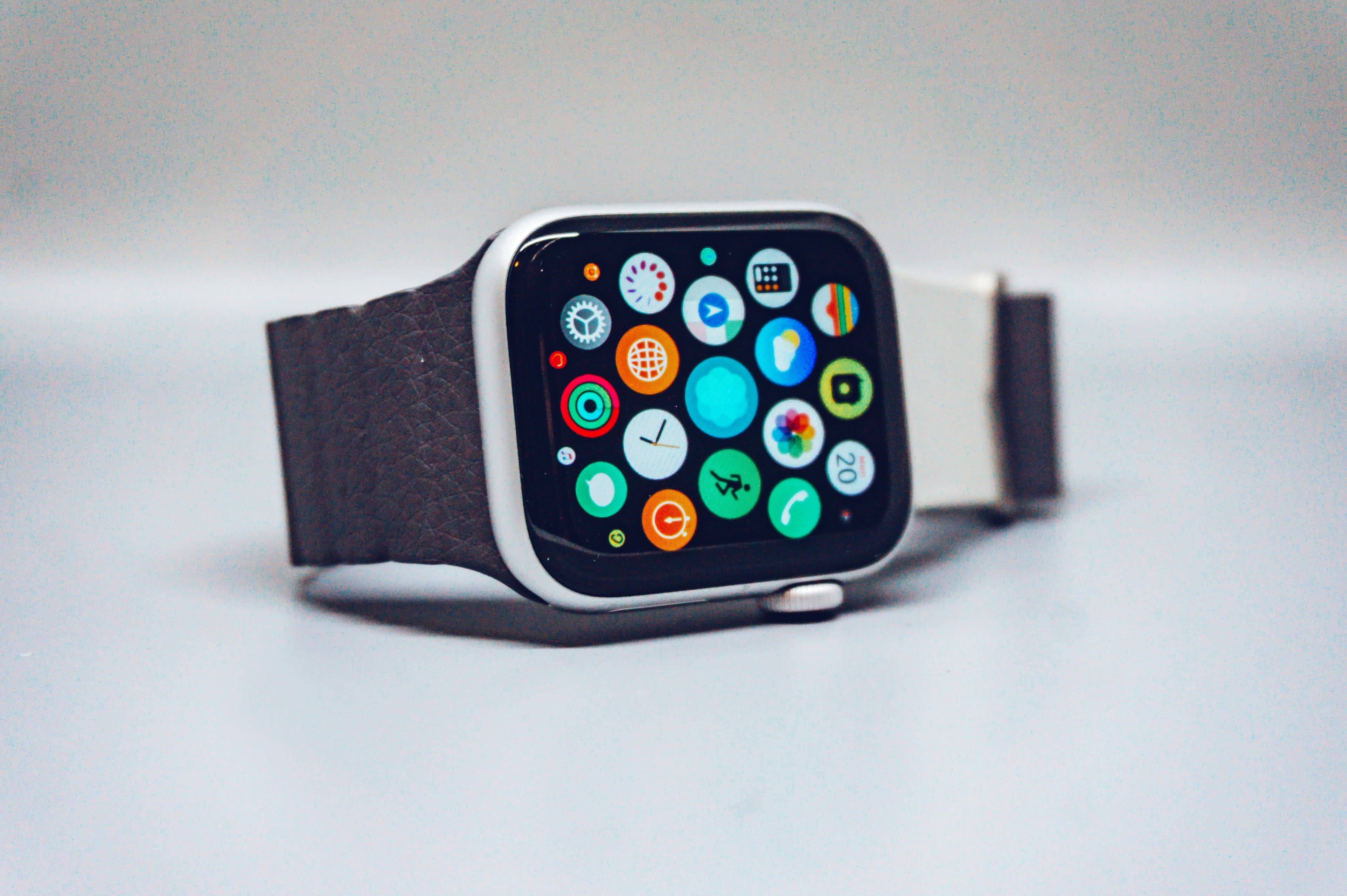 Best Smartwatch Under $50 (2026 Guide) – Budget Fitness Trackers for Women, Kids & Gym Use