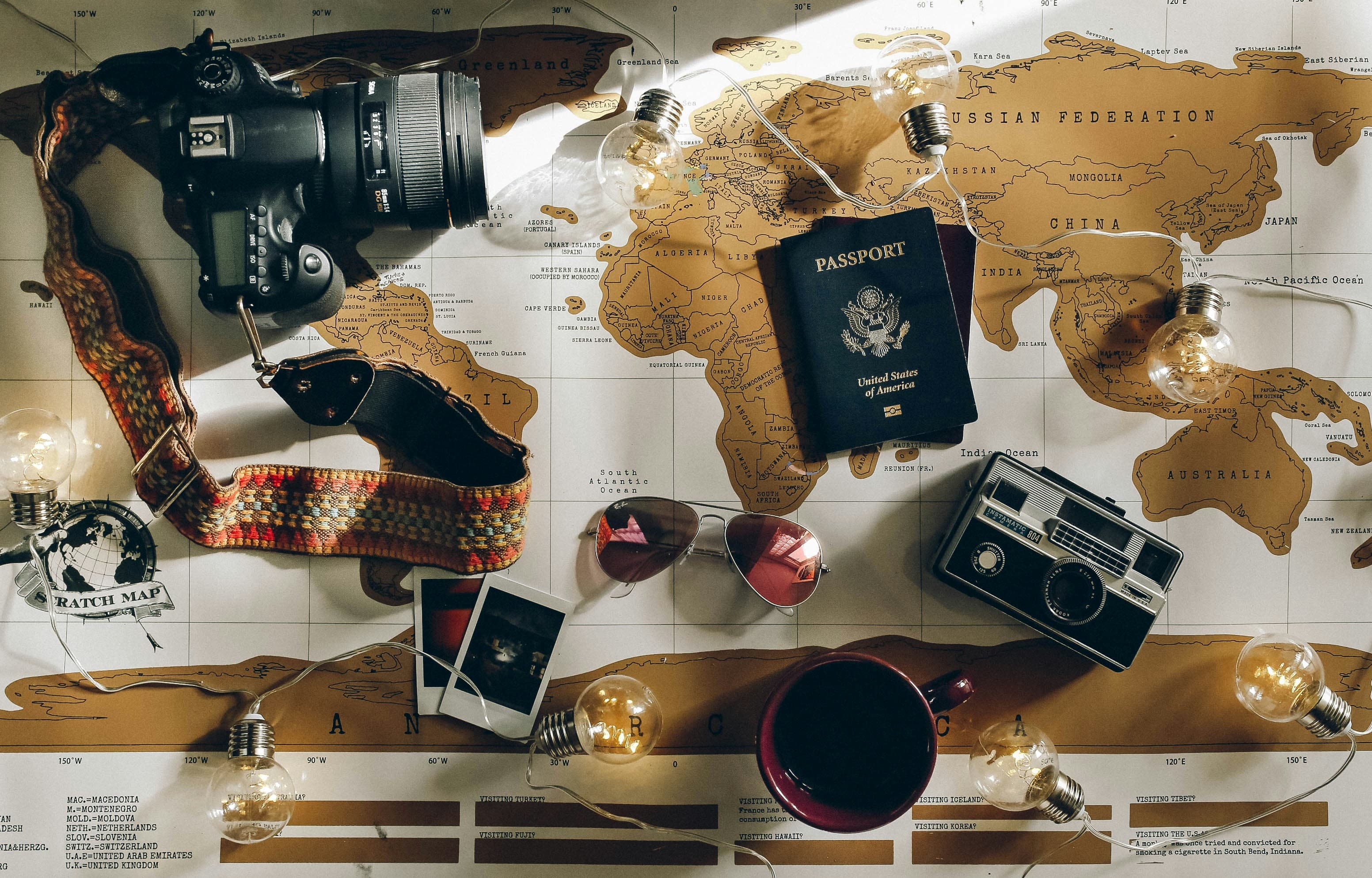Top Travel Essentials Every Smart Traveler Should Carry in 2026